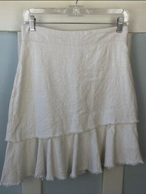 Mo:vint Asymmetrical White Ruffle Hem Women's Skirt